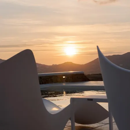 فيلة Mykonian Icon *