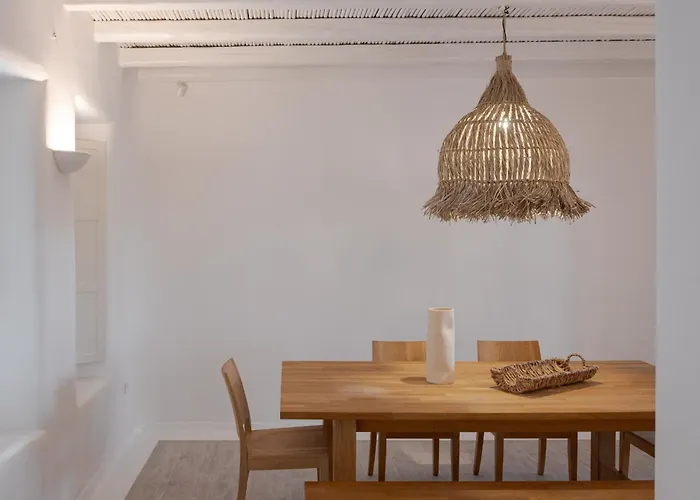 فيلة Mykonian Icon