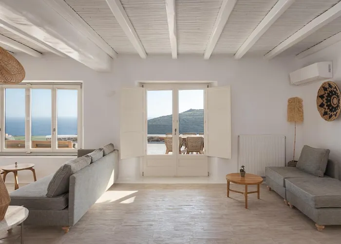 Vila Mykonian Icon Merchia Beach